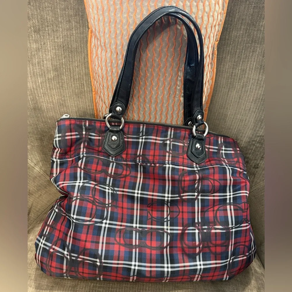 Coach Poppy Tartan Plaid Shoulder Bag - Picture 2 of 15